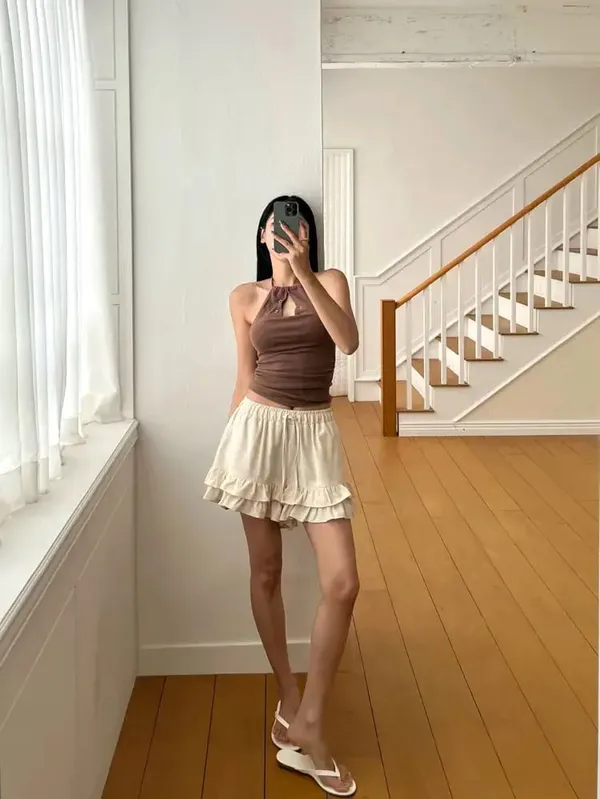Fresh and Simple Cami Top, Perfectly Paired with Summer Skirts