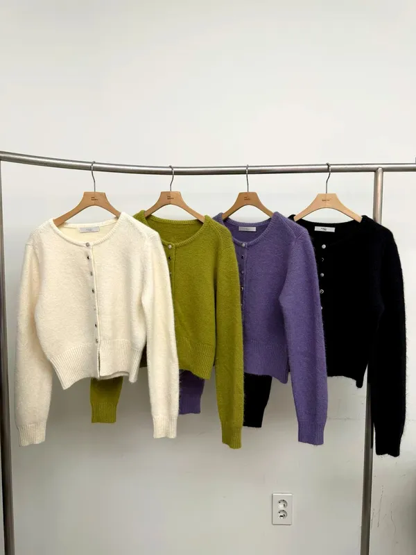 Stylish Versatile Women's Top, Soft and Comfortable Knitted Cardigan