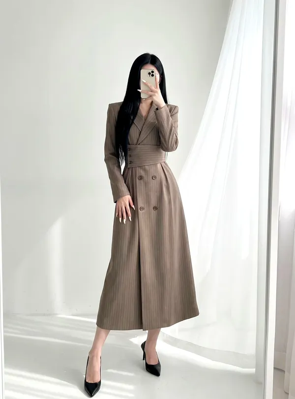 Áo khoác trench coat nữ thanh lịch, thiết kế sọc cổ điển