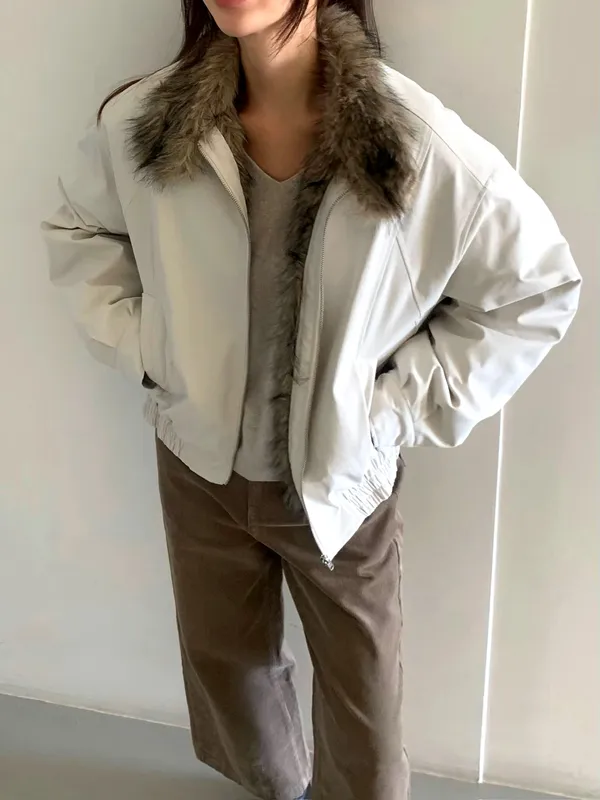 Stylish Down Jacket for Women - Warm, Comfortable, and Elegant