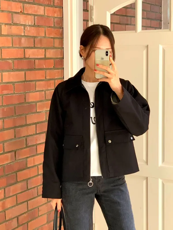Stylish and Minimalist Women's Jacket - Versatile Casual Wear