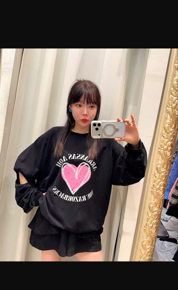 Stylish Heart Pattern Hoodie - Comfortable Casual Wear