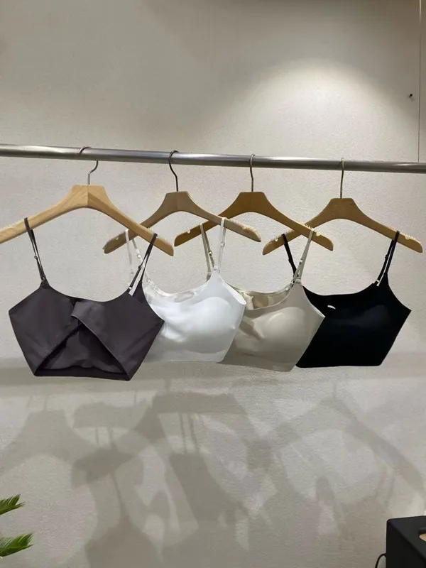 Stylish Seamless Underwear Tank Top, Comfortable and Breathable for Everyday Wear