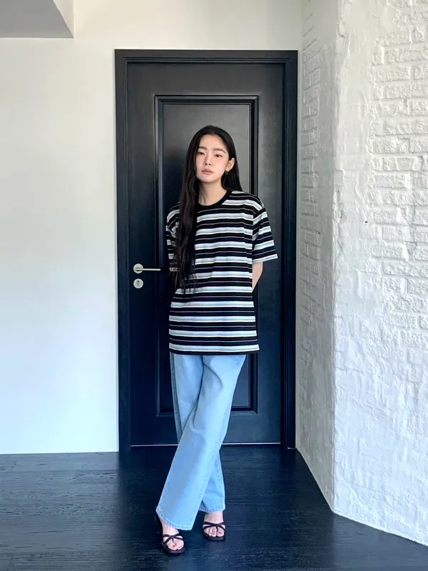 Fashionable Striped Women's Top - Comfortable and Casual Style