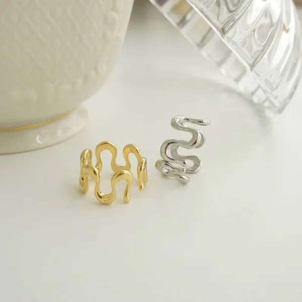 Stylish Wave-Shaped Metal Ring Set