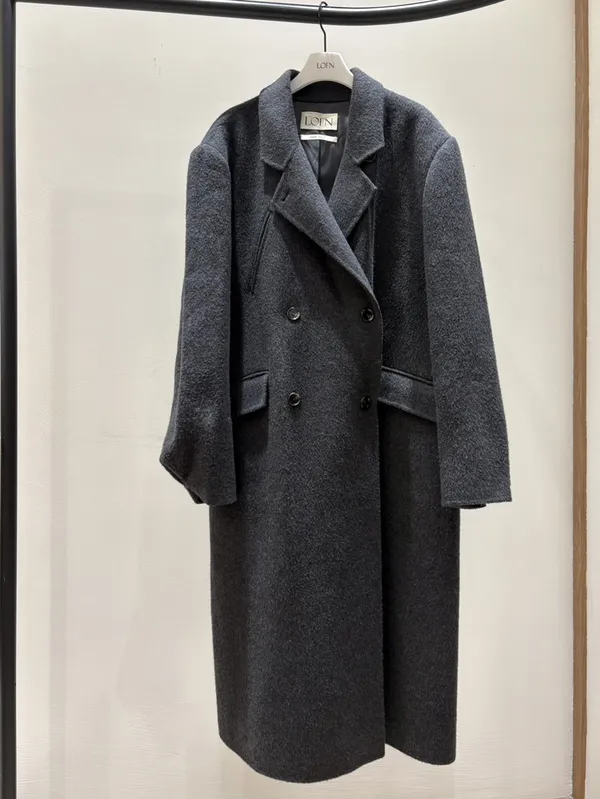 Stylish Double-Breasted Wool Coat, A Must-Have for Elegance