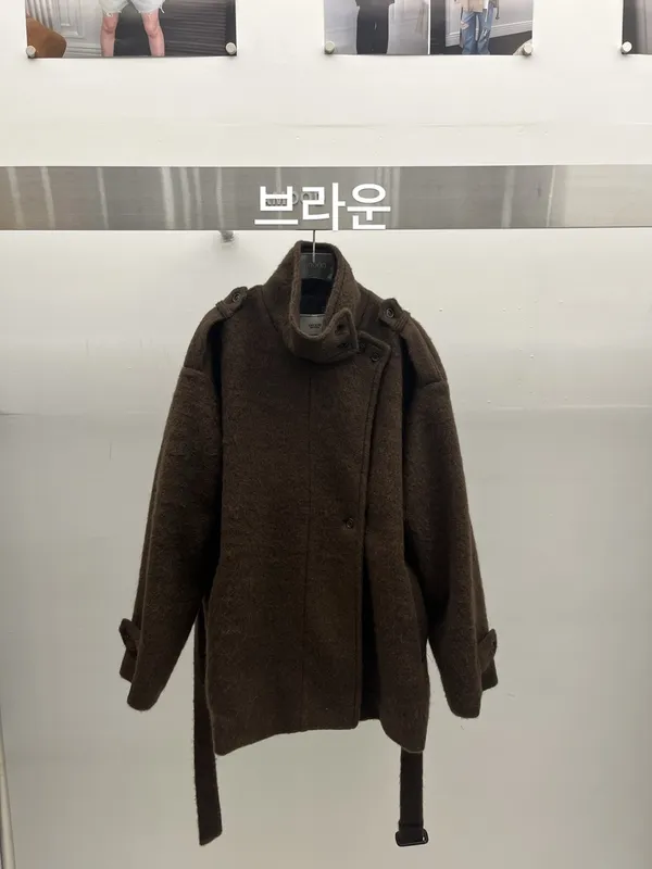 Fashionable Brown Wool Coat, Warm and Comfortable, Essential Item