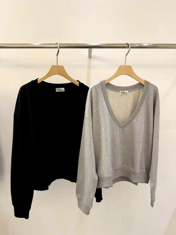 Fashionable Casual Women's Hoodie, Comfortable and Versatile