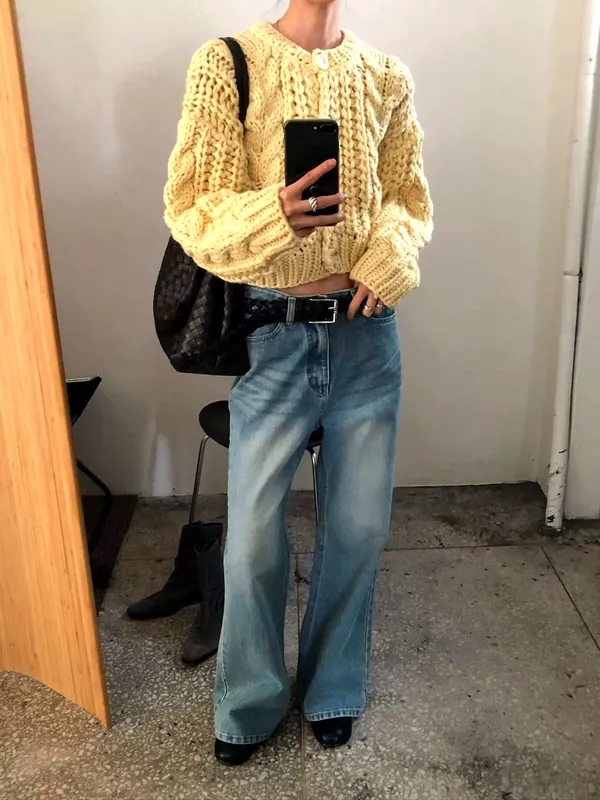 Fashionable Loose Knit Sweater - Warm and Comfortable for Fall and Winter Outfits