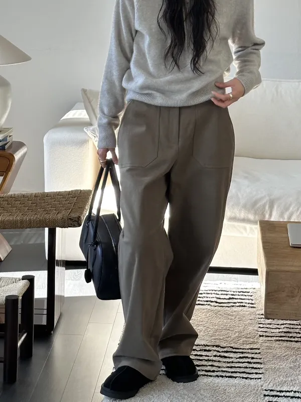 Elegant and Simple Knitted Sweater with High-Waisted Loose Pants