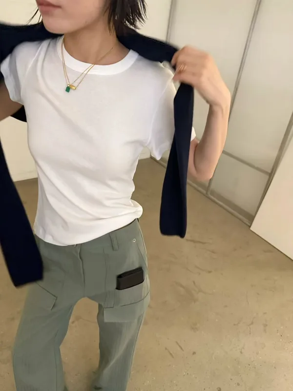 Stylish and Comfortable Women's Top for Everyday Wear
