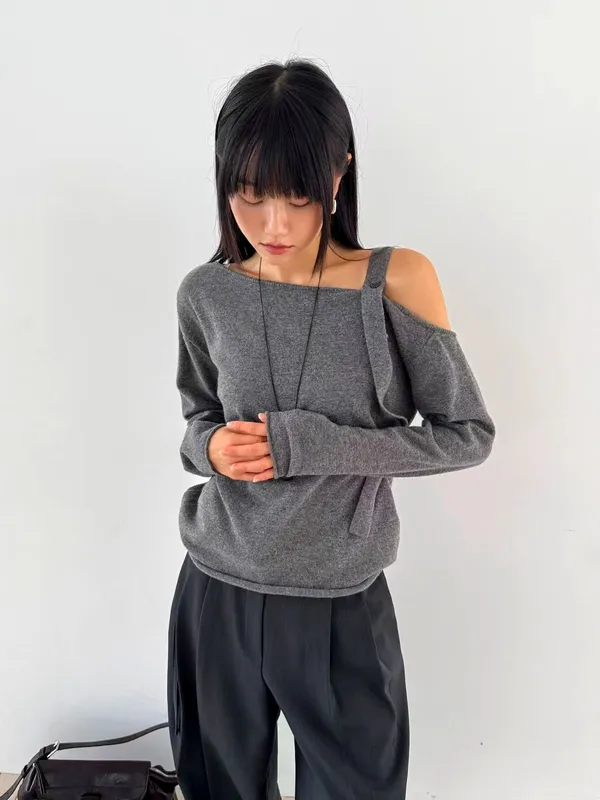 Stylish Gray Off-Shoulder Top, Comfortable and Versatile