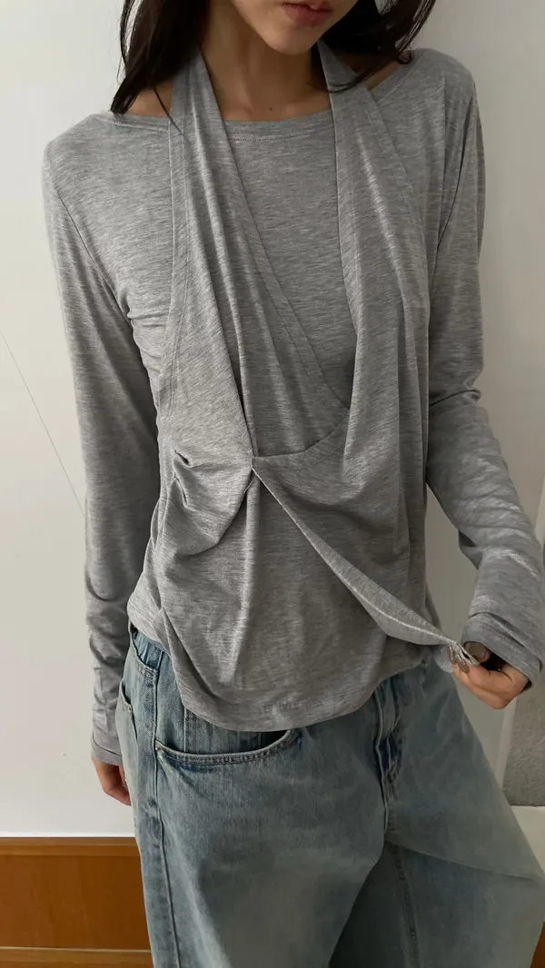Fashionable Gray Women's T-Shirt, Comfortable and Versatile