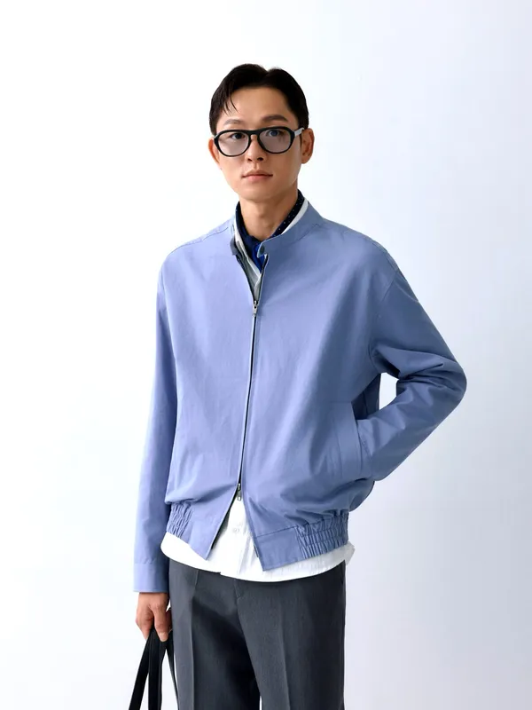 Stylish Men's Top, Lightweight and Comfortable for Spring and Autumn Wear