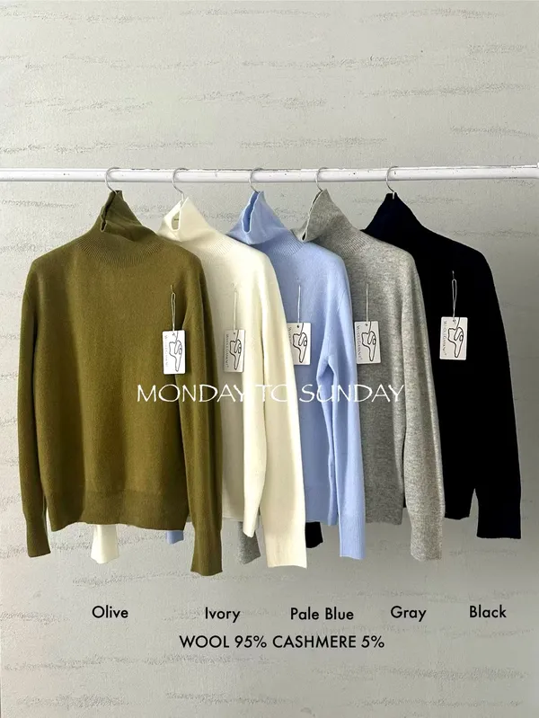 Elegant Sweater, 95% Wool, Comfortable and Warm