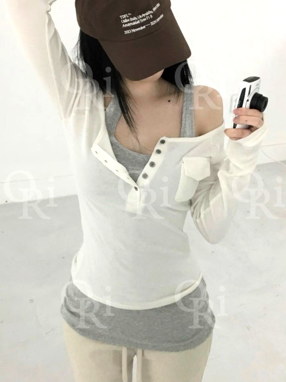 ํจ์
๋๋ธํ ์ฌ์ฑ์ฉ ํ, ํธ์ํ๊ณ ํต๊ธฐ์ฑ์ด ๋ฐ์ด๋๋ฉฐ ๋ด๊ณผ ๊ฐ์์ ์ ํฉ - ์ ์ํ ์ถ์