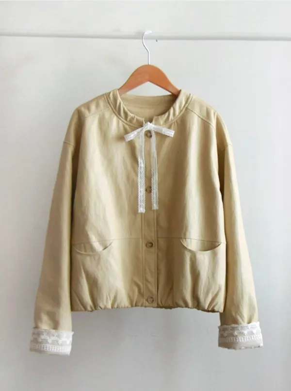 Stylish and Minimalist Women's Jacket, Comfortable and Versatile