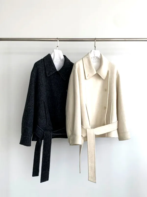 Stylish and Elegant Women's Coat for Autumn and Winter