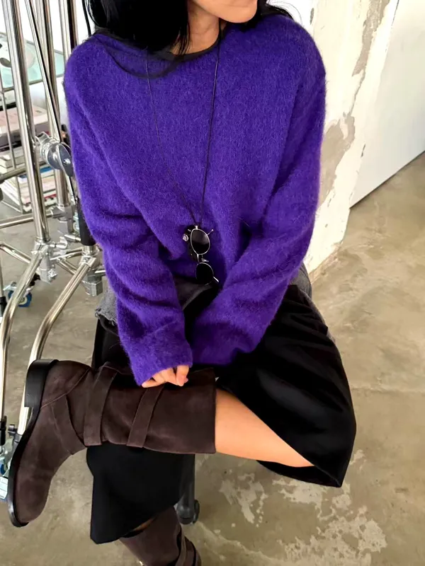 Chic Purple Sweater, Soft and Comfortable, Perfect for Fall and Winter