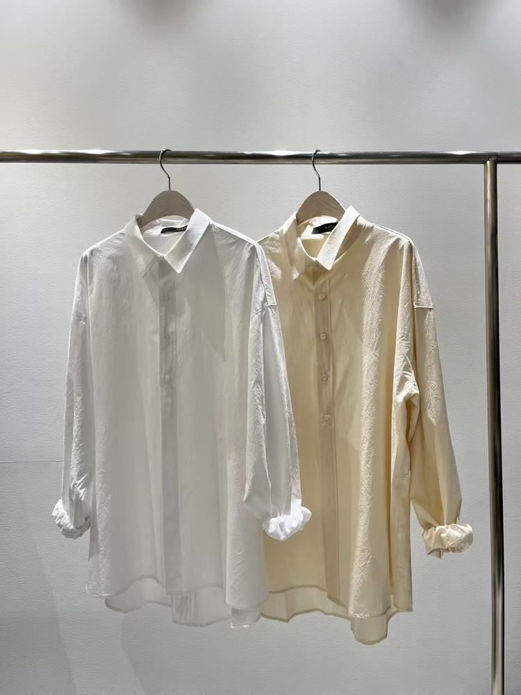 Minimalist Long Sleeve Shirt - Versatile Elegance