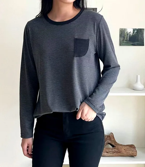 Stylish Striped Long Sleeve T-Shirt - Perfect for Comfort and Versatility