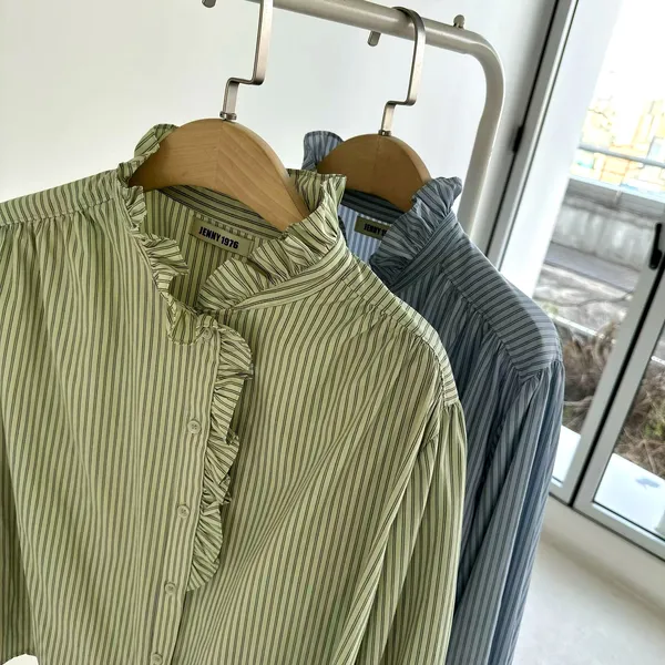 Fresh Striped Sweater, Elegant Style, Comfortable and Versatile