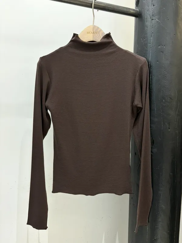 Minimalist High Neck Long Sleeve Top, Comfortable and Versatile