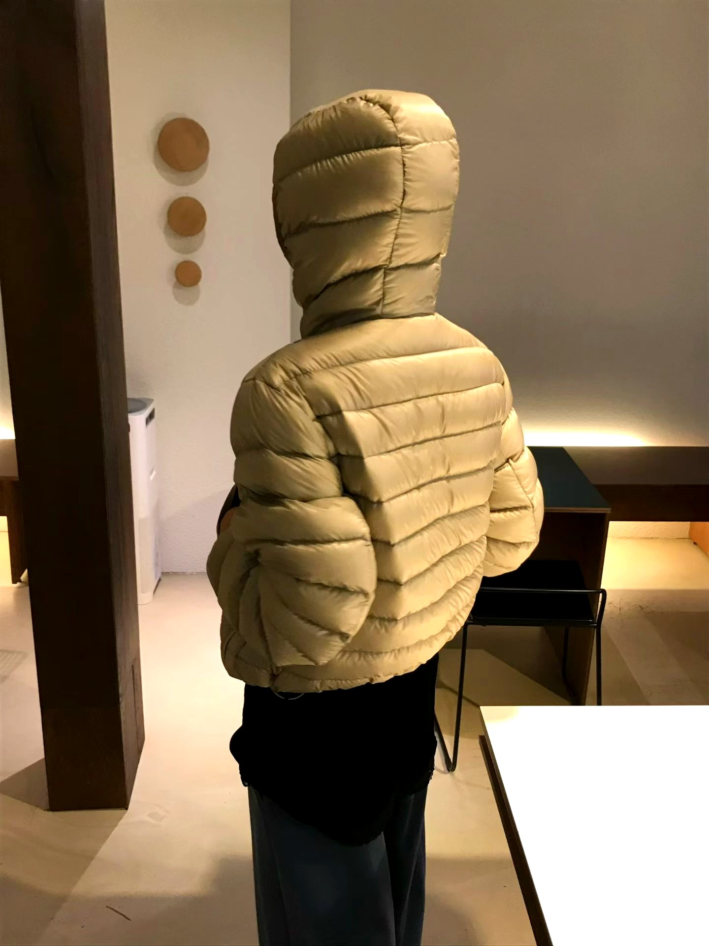 스타일리시하고 따뜻한 여성용 다운 재킷 - 완벽한 겨울 코디를 위한 경량 편안함