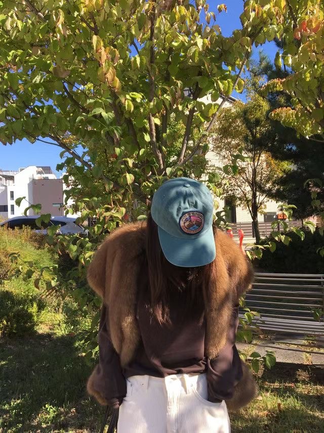 우아하고 스타일리시한 여성용 인조 모피 코트 - 따뜻하고 편안함
