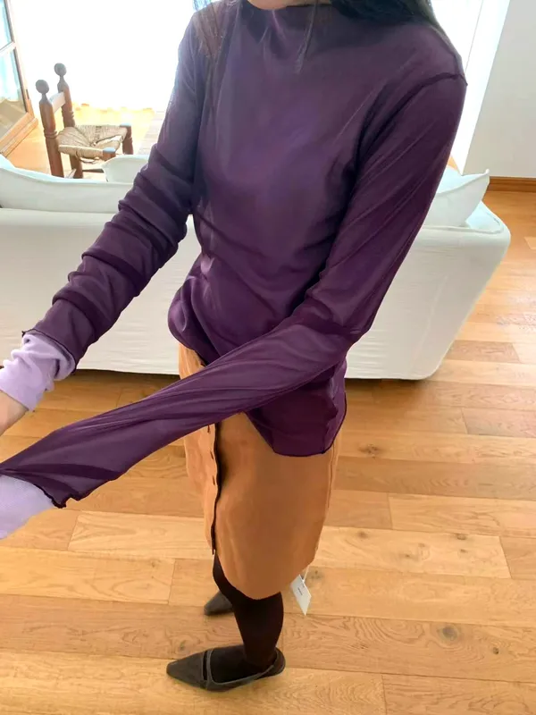 เสื้อยืดแขนยาวสีม่วงแฟชั่นสำหรับผู้หญิง สบายและระบายอากาศได้ดี