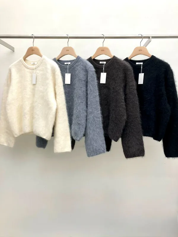 Soft and Comfortable Women's Sweater, Fashionable and Versatile