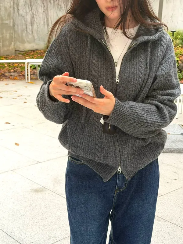 Stylish Sweater Coat, Warm and Comfortable, Essential for Fall and Winter