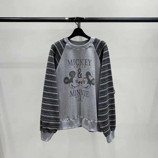 Mickey and Minnie Printed Loose Sweatshirt, Casual Fashion