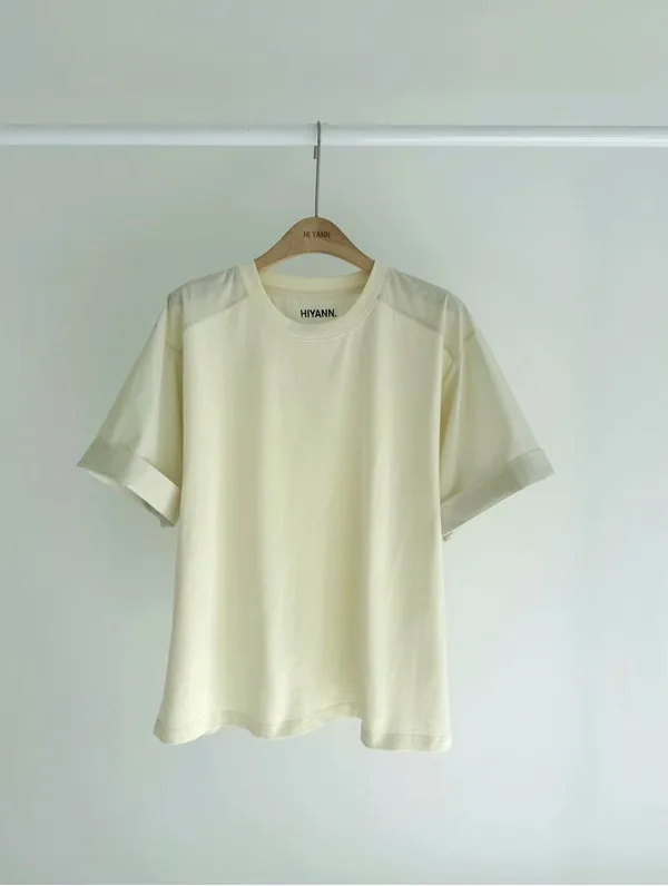 Minimalist Women's Top, Comfortable and Breathable for Everyday Wear