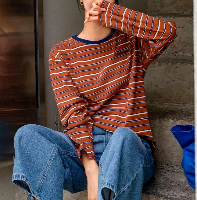 패셔너블 스트라이프 여성 상의 - 편안한 캐주얼 스타일, 신상품 출시